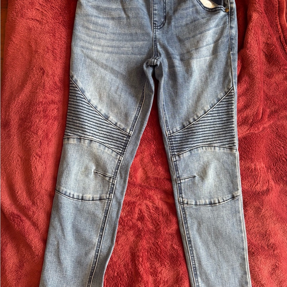 Art Class Women's Skinny Jeans in Blue